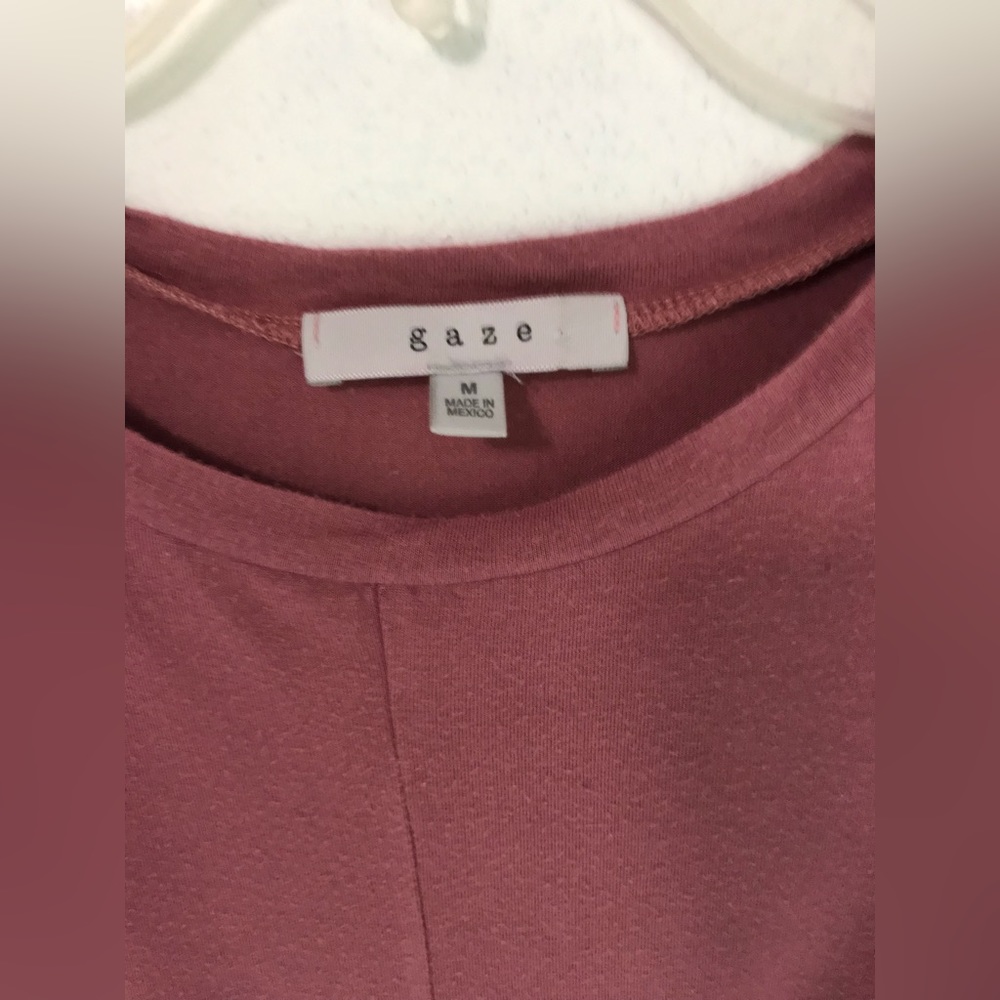 Ladies top - Picture 2 of 2